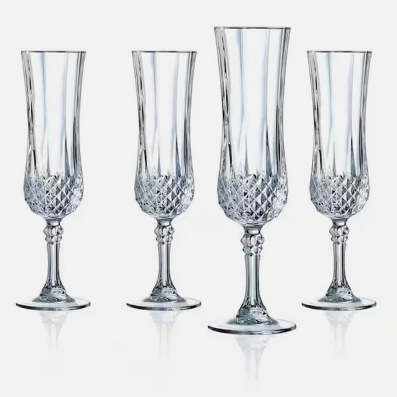 Macy's Other - Macy's Crystal Clear Champagne Flutes Set